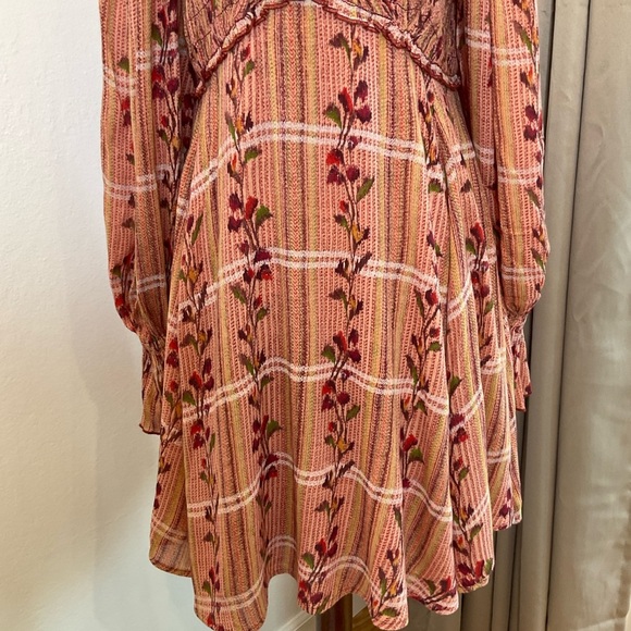 Free People Jackie Smocked Deep V-Neck Mini Dress Floral Print Size S/P - Picture 5 of 14